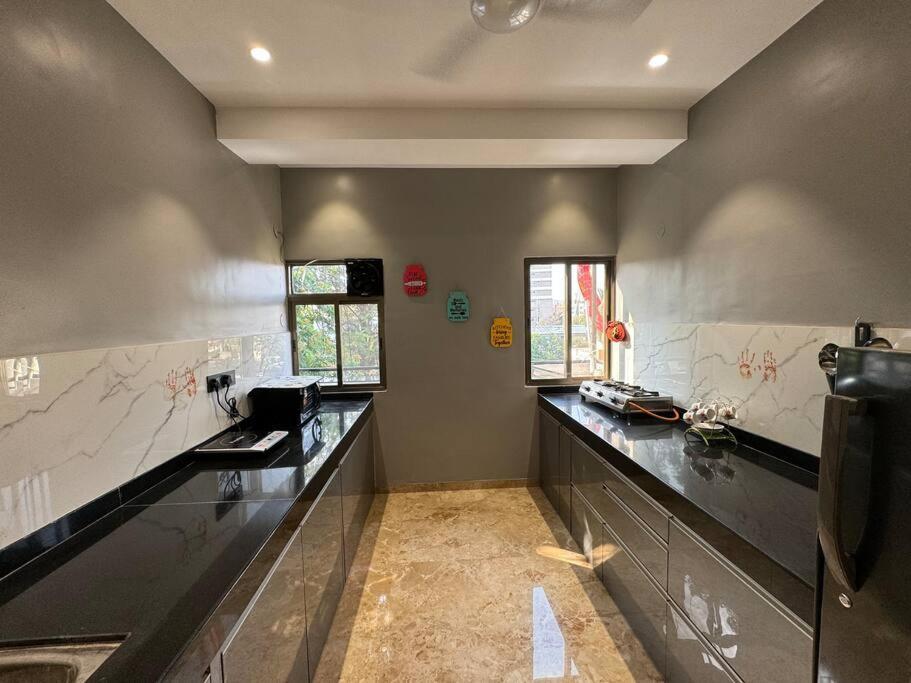 Heart Of Downtown Luxurious2bhkprabhat Rd,deccan Apartment Pune