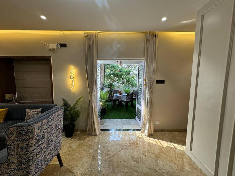 Heart Of Downtown Luxurious2bhkprabhat Rd,deccan Apartment *